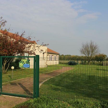 Gite En Campagne Isatis Landemont Exterior photo